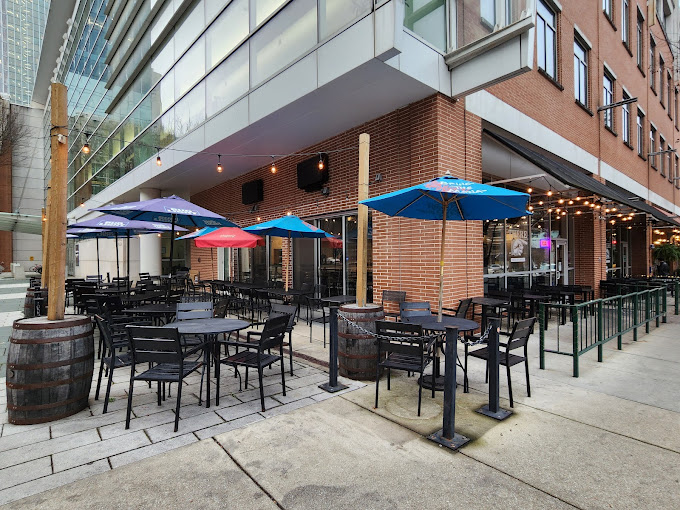 outside seating for happy hour of there on fifth in Midtown Atlanta